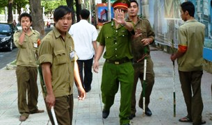 viet_police-thugs